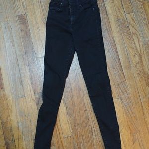 Levi's Mile High Super Skinny- black